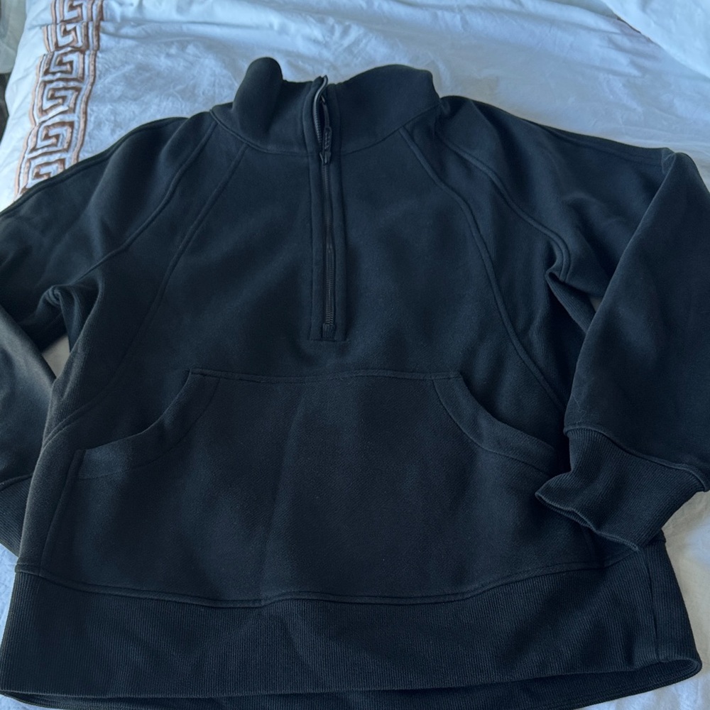 Lululemon sweatshirt